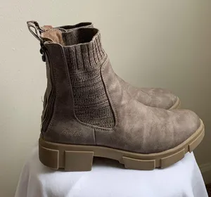 Blowfish Moor Lug Sole Leather Boot (Sz 8.5) Sea Mushroom Prospector/Tech Knit thumbnail 2