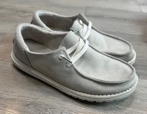 Hey Dude Wendy Suede‎ Off White Slip On Loafers Shoes Womens Size 9 thumbnail 1