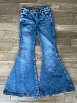 Wrangler jeans  Flare Jeans thumbnail 1