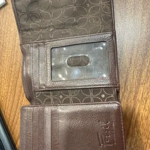 VTG Fossil Brown Buckle Leather Wallet with Stitching thumbnail 4