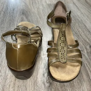 Croft & Barrow Sandals Size 9.5 Medium thumbnail 13