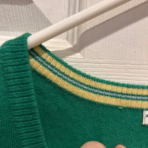 VTG NWT Y2K American Eagle Outfitters Women Green Sweater‎ Vest L Logo Angora thumbnail 5