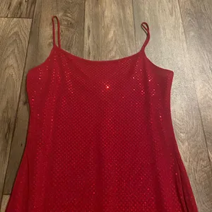 Heart & Soul Red Sequin Bodycon Gown Maxi Dress Spaghetti Strap Large thumbnail 5