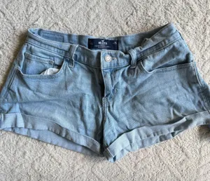 Hollister High-Rise Midi Shorts Jean thumbnail 1