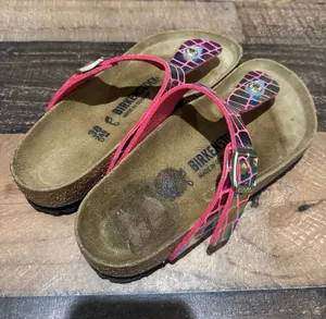 Birkenstock Gizeh Gator Gleam Raspberry Sandals US 7 7.5 new no tag thumbnail 1