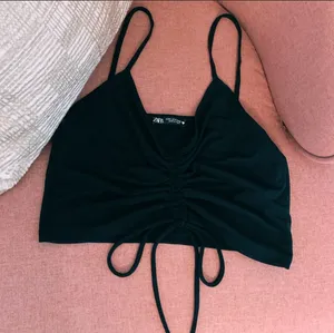 Zara Crop Top thumbnail 1