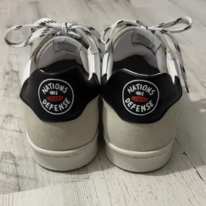 33.9 The Original White and Black Women's Sneakers thumbnail 6