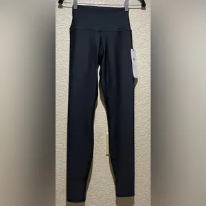 Alo Yoga NWT High Waisted Airlift Leggings in Black Size S thumbnail 5