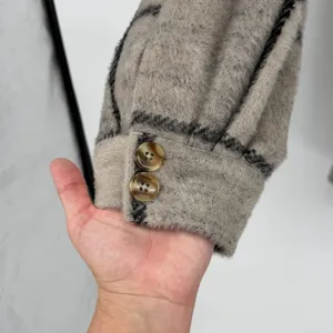 Z‎ SUPPLY Women Medium Gray Plaid Fuzzy Shacket Shirt Jacket Oversized thumbnail 4