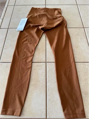 Lululemon Instill High Rise 25” Copper Brown Size 4 NWT thumbnail 2