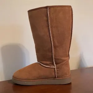Airwalk Tall Brown Women Size 8.5 thumbnail 4