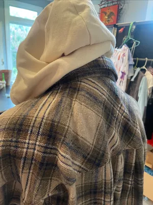 Plaid Hooded Button-Front shirt in Brown tattered look thumbnail 3
