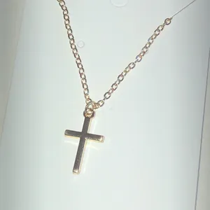 Elegant Gold Tone Cross Pendant Necklace thumbnail 4