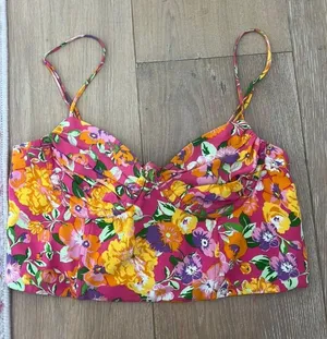 Zara top thumbnail 1