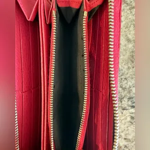 Gucci Pebbled Calfskin Soho Zip Around Wallet, magenta 💕 thumbnail 5