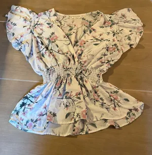 Jon & Anna Contemporary Floral Blouse M Smocked Waist Flutter Sleeve Boho thumbnail 1