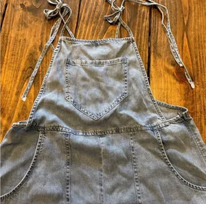 En Crême Light Wash Oversized Overalls thumbnail 5