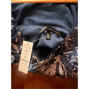 White House Black Market NWT Sequins Formal Cami Size XS/ Holiday/Cocktail/Party thumbnail 4