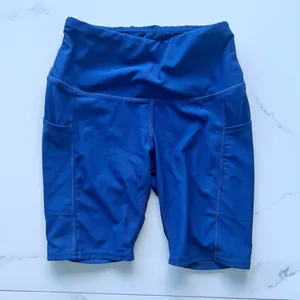 Tesla shorts size Small blue bike workout thumbnail 3