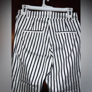 H&M Pinstripe Pants Women’s Size 6 thumbnail 2