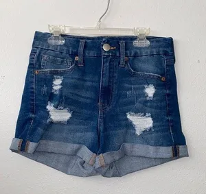 NWOT aeropostale high rise curvy 3” denim shorts thumbnail 1