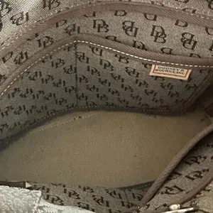 Dooney & Bourke Signature Monogram Tote Bag Brown Canvas Leather Trim Drawstring thumbnail 5