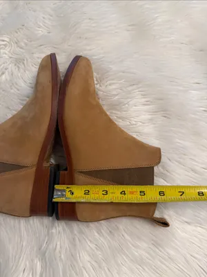 Nisolo Tan Chelsea Ankle Boots in Suede size 8 excellent condition see all photo thumbnail 8