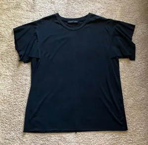 Zara black tee thumbnail 1