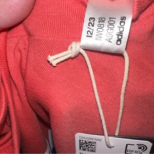 Adidas‎ Boston Marathon 2024 Long Sleeve Tee Red | Medium thumbnail 8
