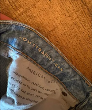 American Eagle Outfitters Mom Jeans thumbnail 4