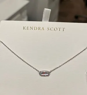 necklace thumbnail 1