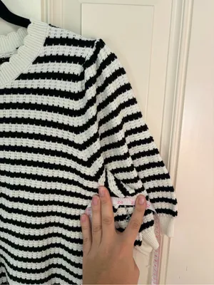 Draper James Puffed Sleeve Striped Sweater with Scalloped Detail Size Large thumbnail 7