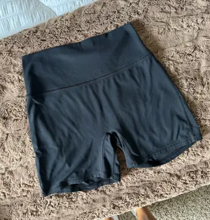 Abercrombie YPB Shorts thumbnail 1