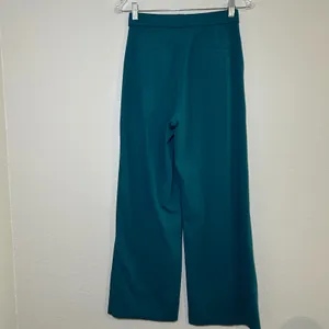 Halara Teal Blue wide leg pleated pants women's small career office comfy active thumbnail 4