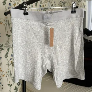Skims Boyfriend Boxer Light Heather‎ Grey Size M thumbnail 3