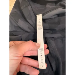 Lululemon Align High Rise Short 8‎ Heritage 365 Camo Deep Coal Multi Size 2 thumbnail 4