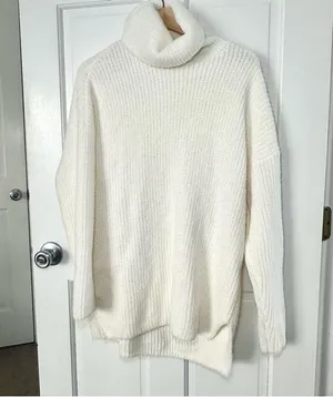 Abercrombie & Fitch Soft A&F Collection Cozy Cream Turtleneck Sweater Size M thumbnail 2