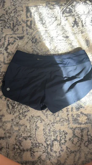 Lululemon Speed Shorts thumbnail 4