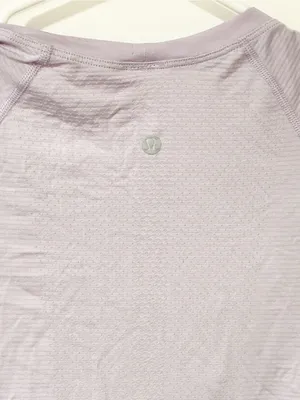 Lululemon Swiftly Tech Short Sleeve Crew Silver Lilac Silver Lilac Size 6 thumbnail 4