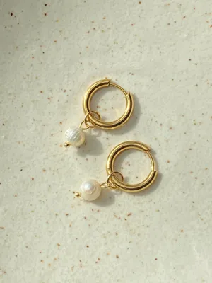 Handmade dainty freshwater pearls hoop earrings💖 thumbnail 5