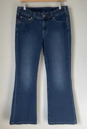 GAP '70s Flare Low Rise Denim Jeans Pants Blue Cotton Women's Size 10 Petite thumbnail 1