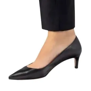 Jon Josef Womens Black Leather Pointed Toe Kitten Heel Pumps Made in‎ Spain 6.5 thumbnail 1