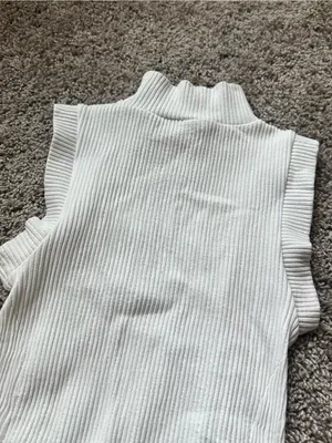 Sleeveless Ribbed Mock Neck One-Piece Bodysuit – White thumbnail 3