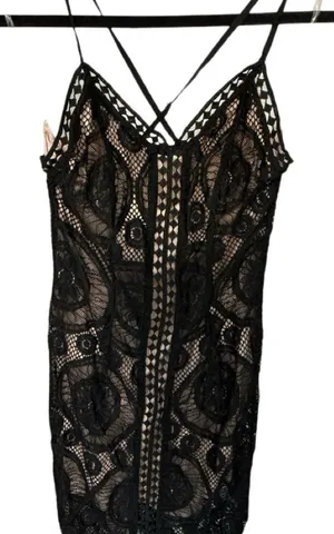 L'ATISTE Black Maxi Dress with Lace Design NWOT thumbnail 1