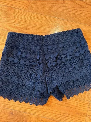 Ann Taylor LOFT Riviera Short Navy Crochet Lace Shorts Boho Coastal Chic Size 2 thumbnail 4