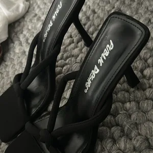 Public Desire‎ Plush Strap Square Toed Heels Black Size 5 thumbnail 3