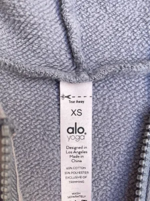 ALO Yoga Zip-Up Hoodie Sweatshirt in Dusty grey streetwear activewear training thumbnail 3