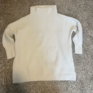 Free People Soft Ribbed White long sleeve‎ sweater thumbnail 1