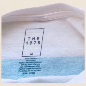 The 1975 2016 North American Tour Floral Tee — M — Indie Sleaze thumbnail 2