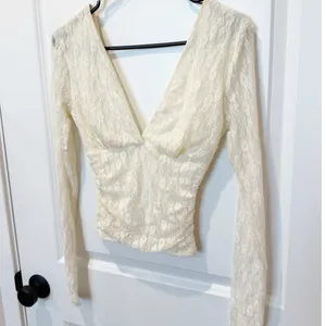 Windsor Womens Floral Lace Long Sleeve Top Small Fairy Femimine Romantic Dainty Ivory thumbnail 5